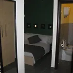 بيت ضيافة Domus Giardini Vaticani *